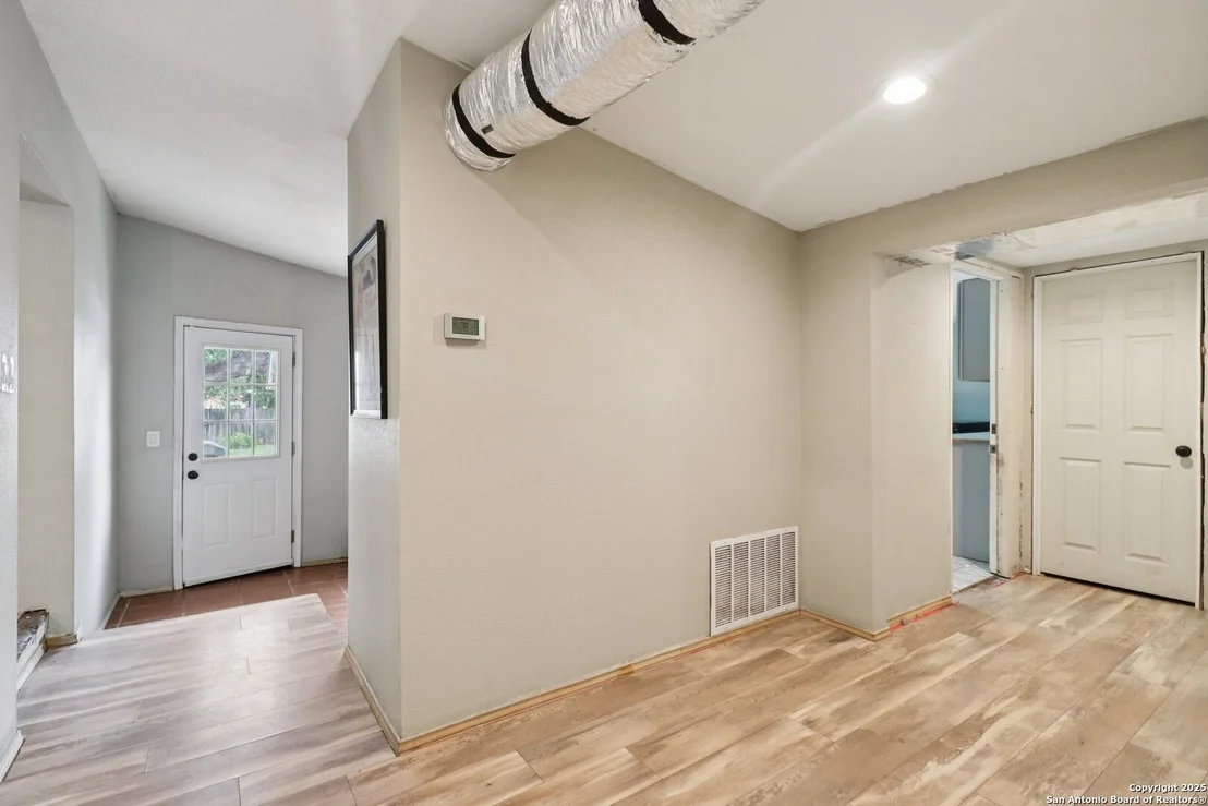 Photo of 503 Mockingbird