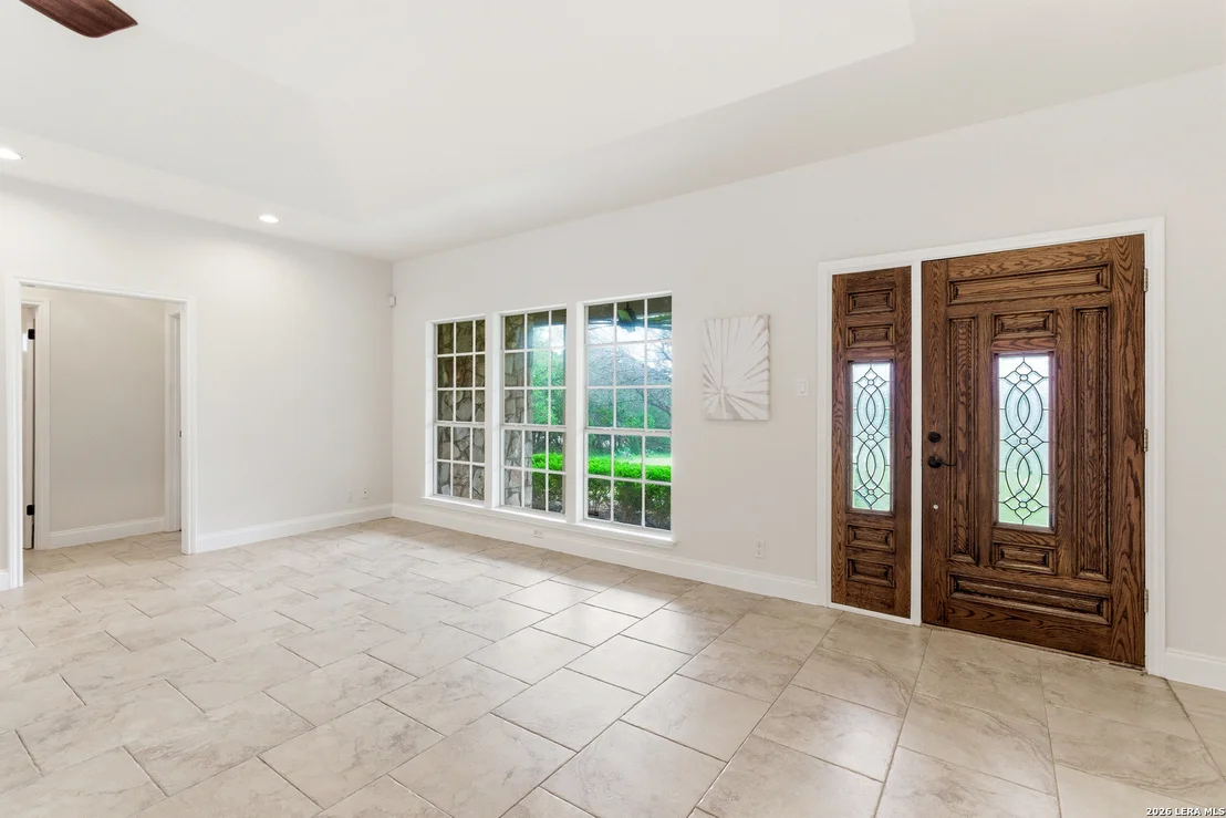 Photo of 180 Saur Rd