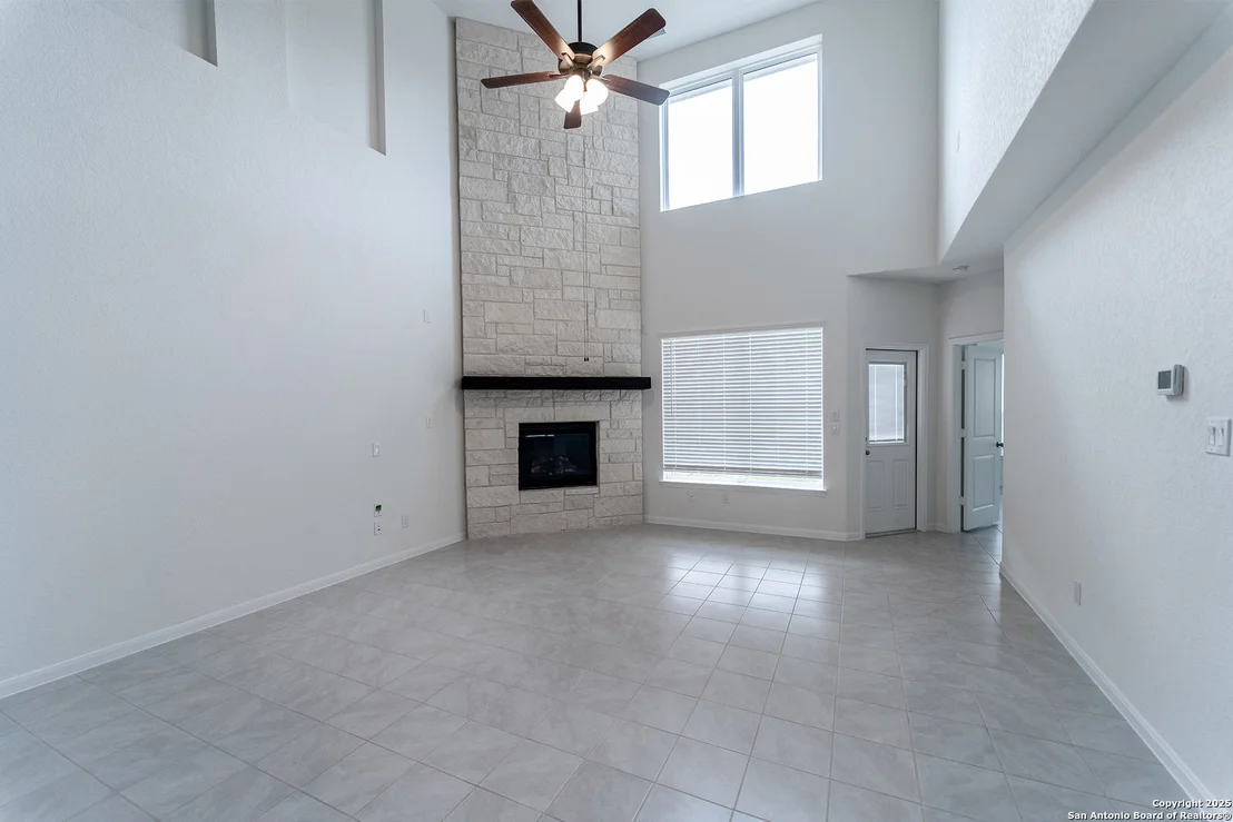 Photo of 1357 Meester Drive
