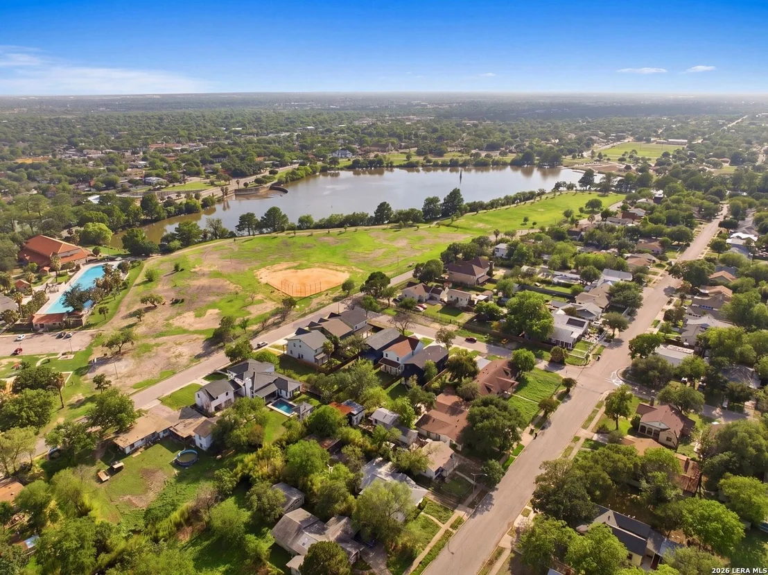 Photo of 110 San Antonio Blvd