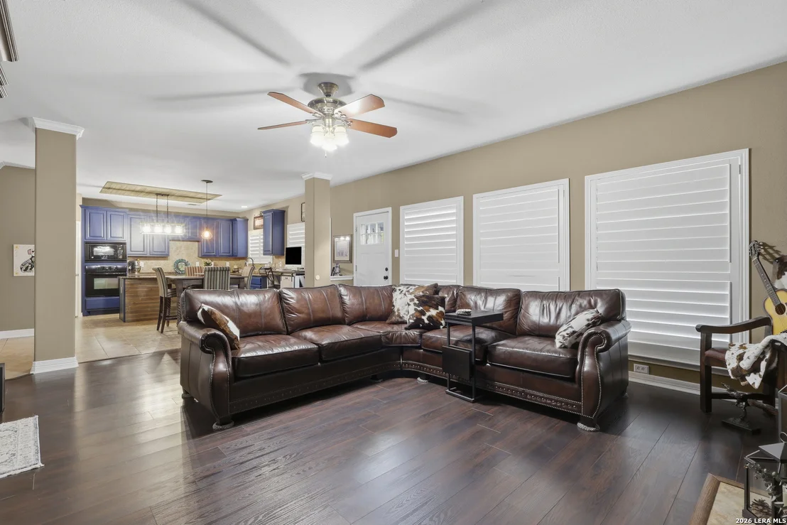 Photo of 15607 Mission Crst