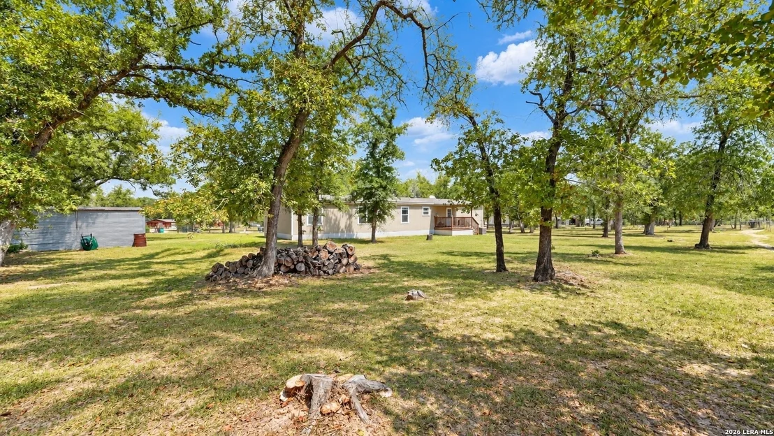 Photo of 213 Oak View Dr