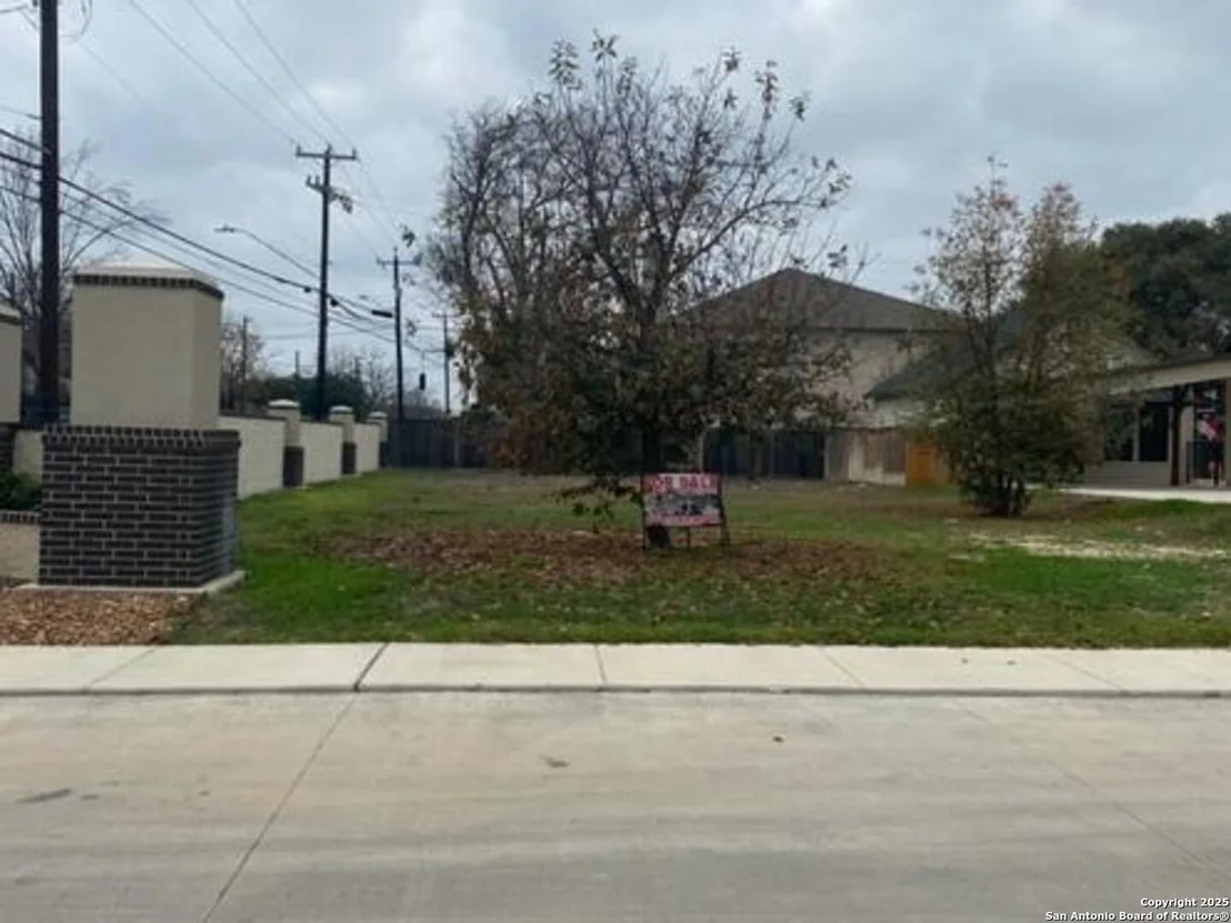 Photo of 7103 Parkside Pl
