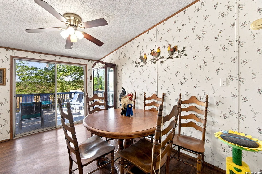 Photo of 207 River Ln