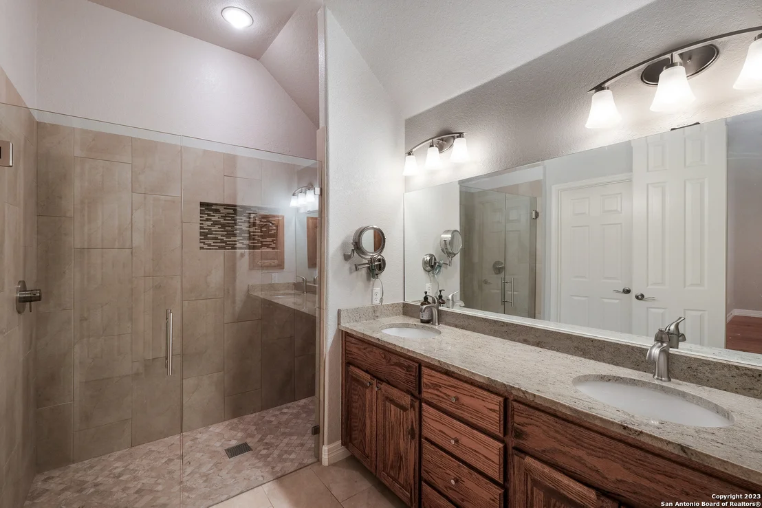 Photo of 154 ROSEHEART