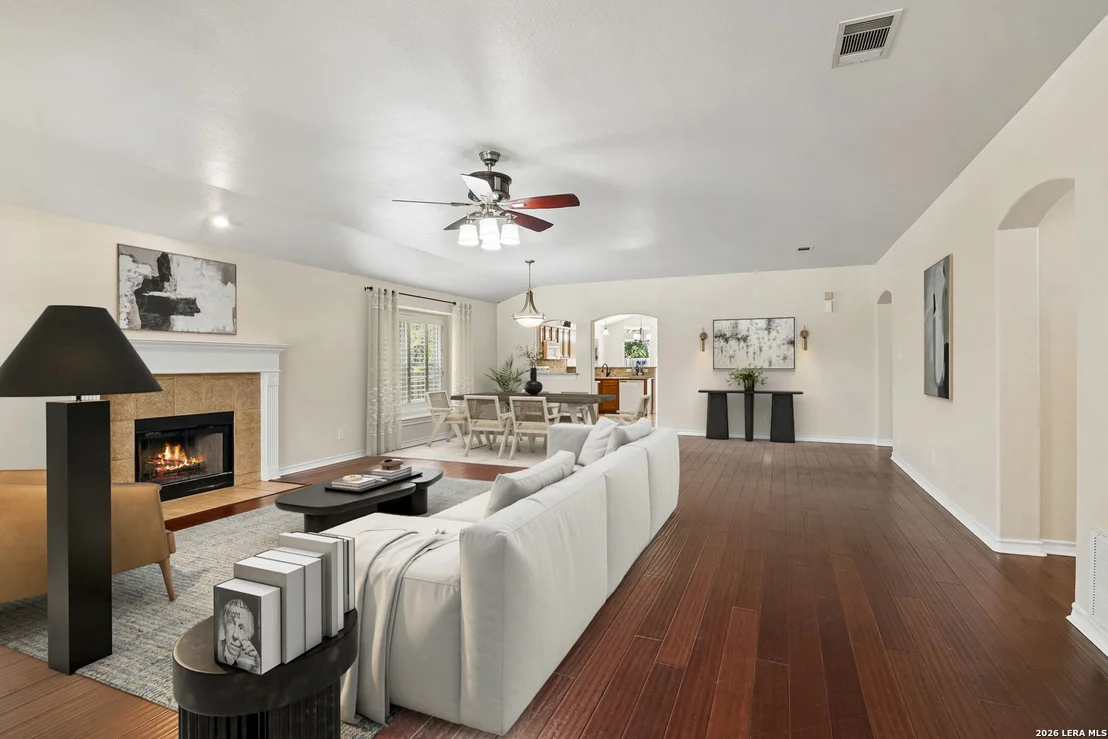 Photo of 1303 BLUFF FOREST