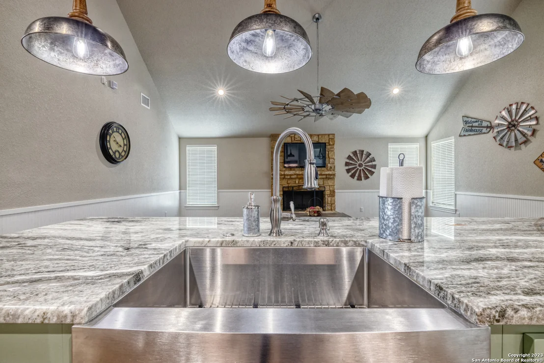 Photo of 2371 N Ranch Road 187