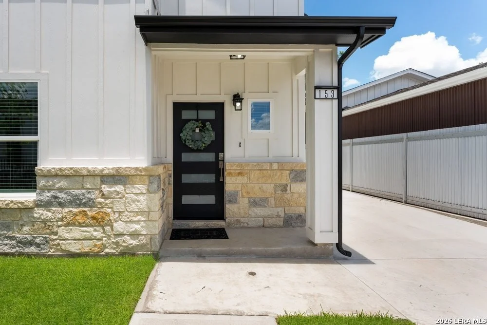 Photo of 153 Stribling