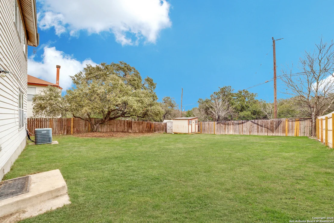 Photo of 4811 Joshua