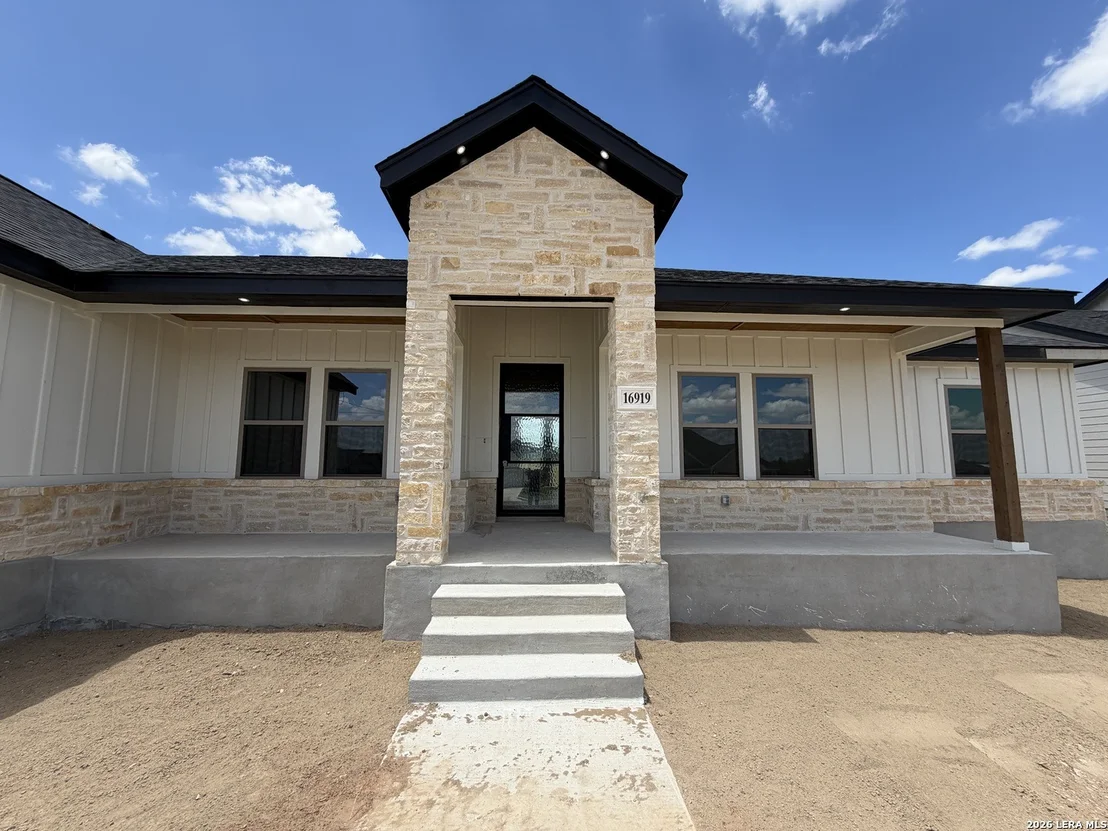 Photo of 16919 Rancho Escondido