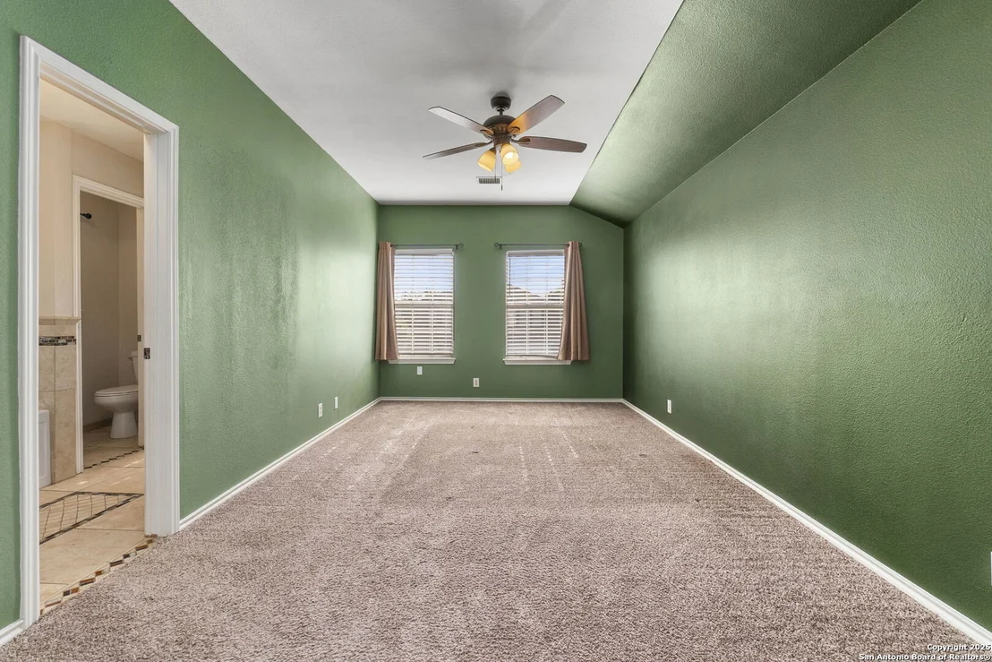 Photo of 8615 Vantage Point
