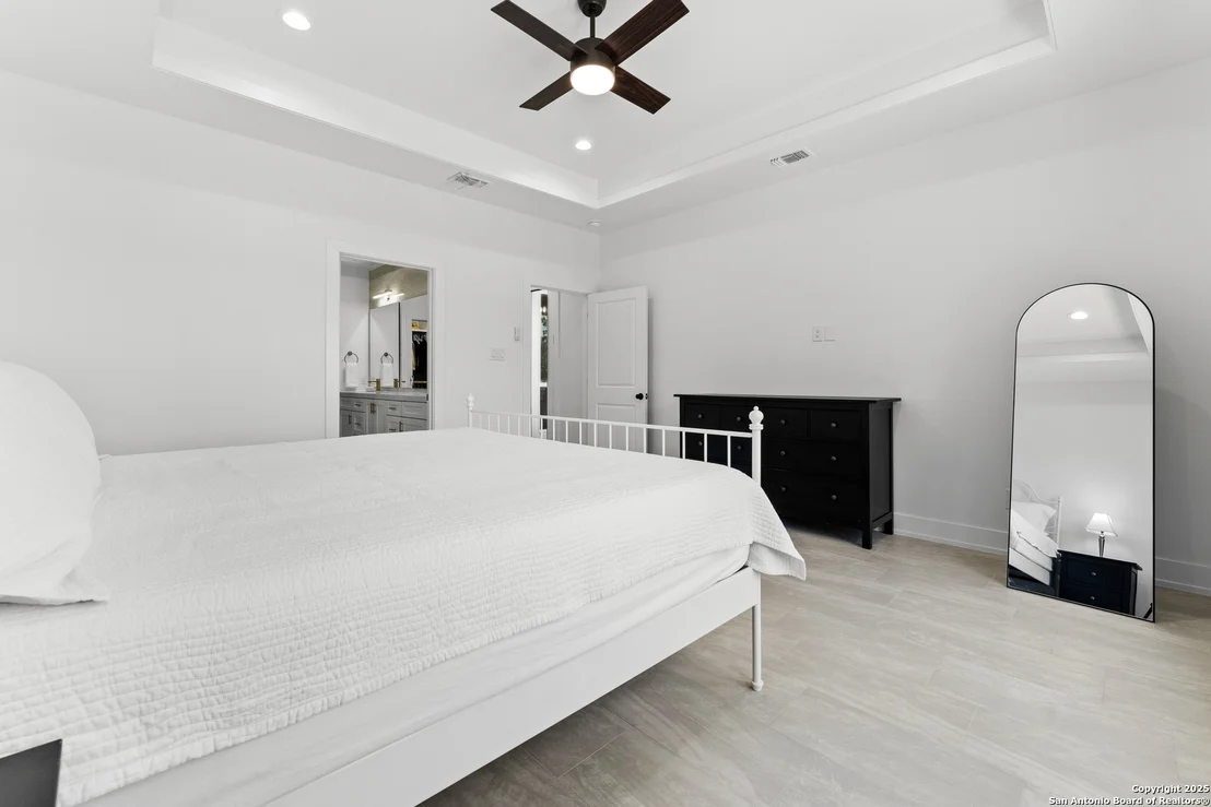 Photo of 1101 Persimmon