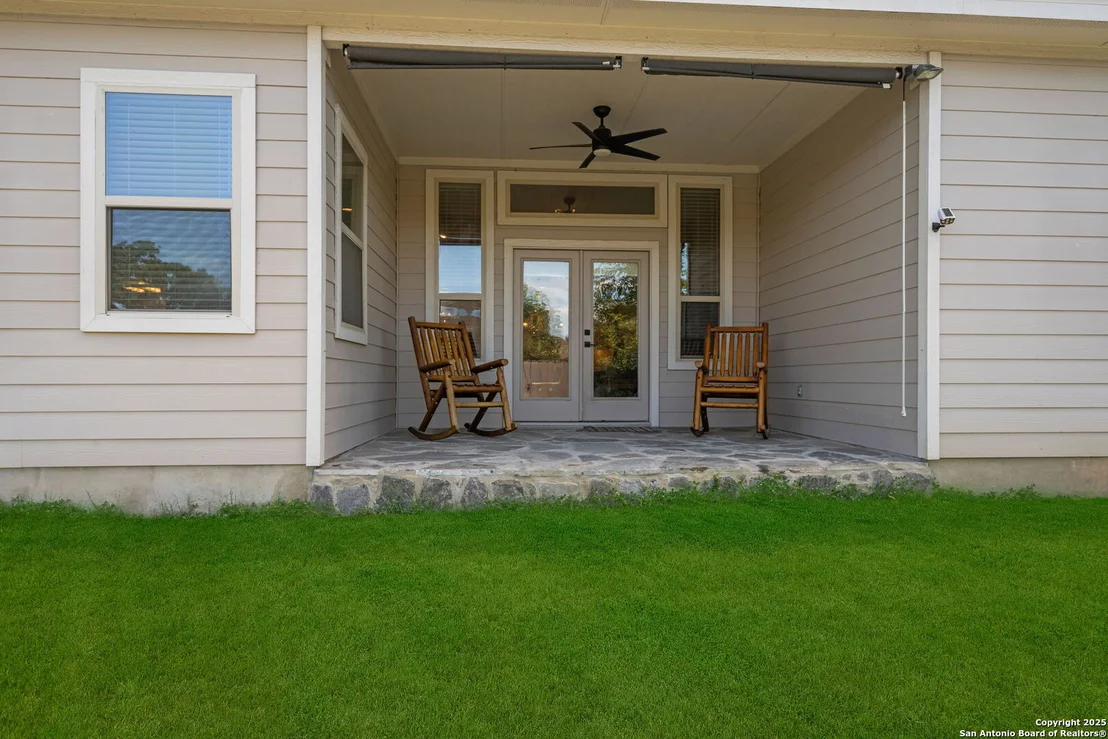 Photo of 122 Noble Woods