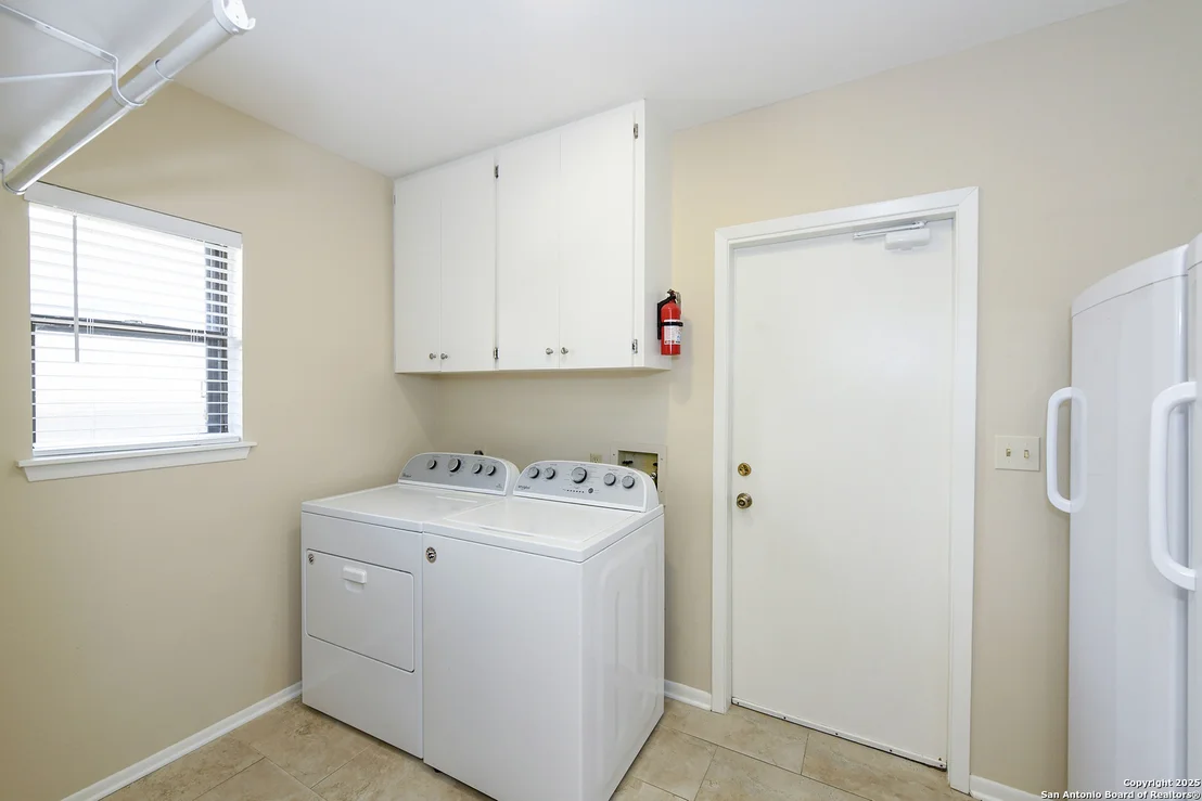Photo of 1415 Synandra