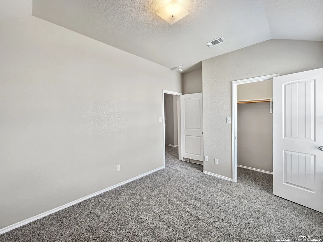 Photo of 6534 CANDLEDIM CIR