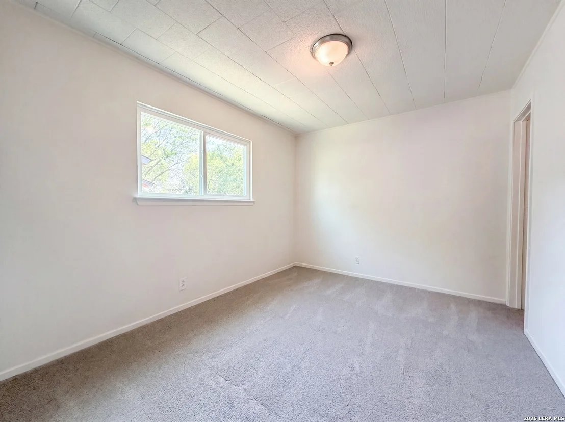 Photo of 7627 Glen Fls