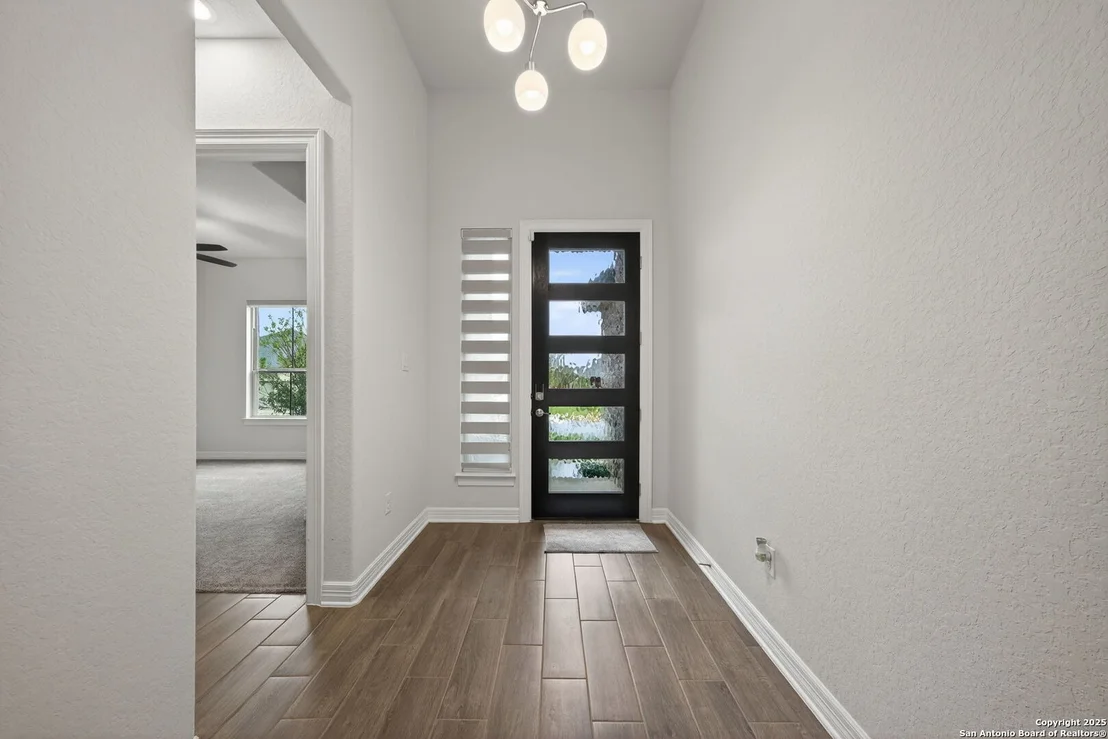 Photo of 123 Low Meadow