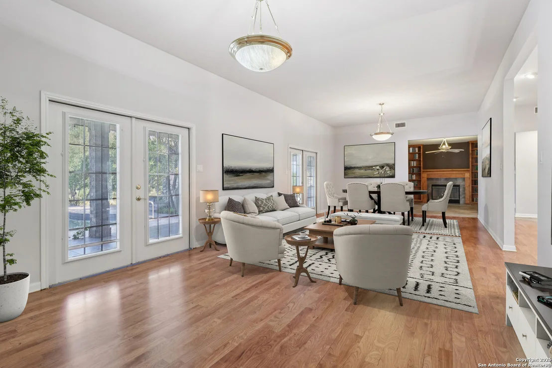 Photo of 2905 Hidden Elm