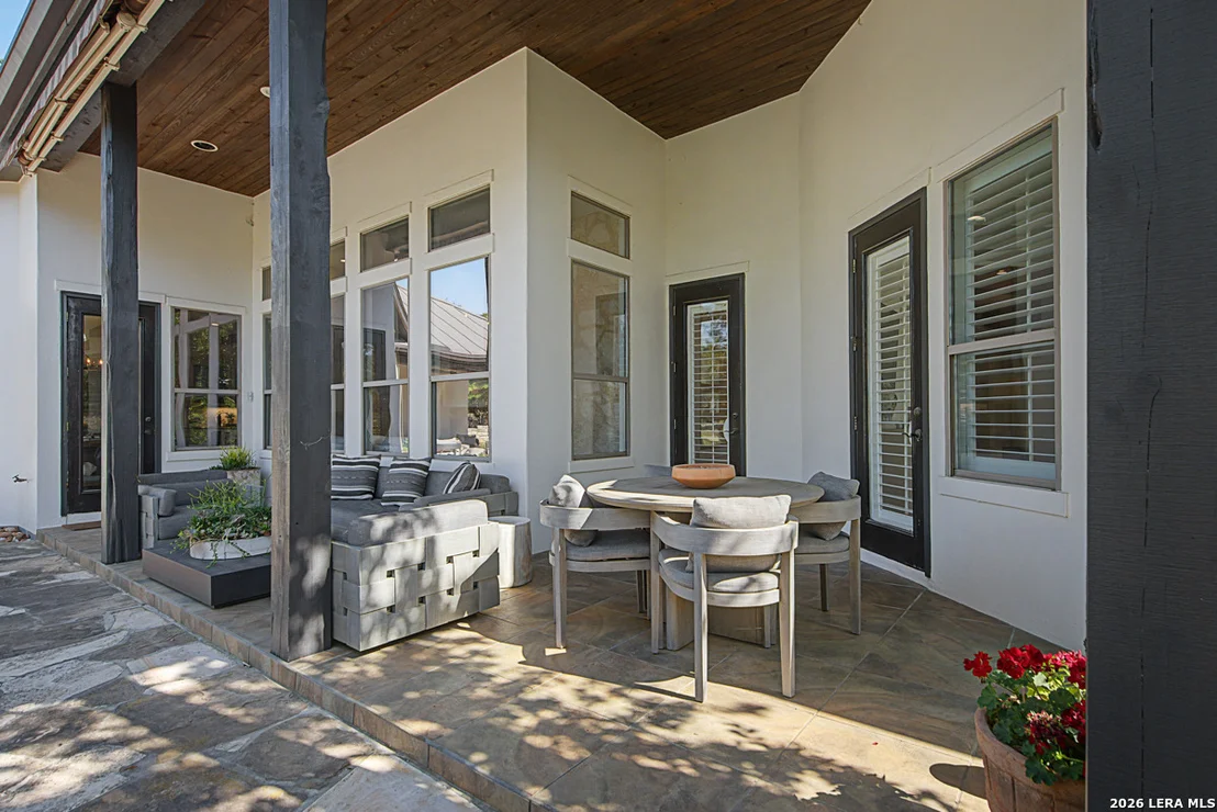 Photo of 104 PARK RDG