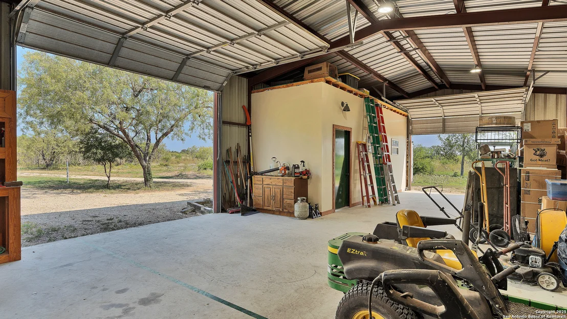 Photo of 475 JACKSON RD