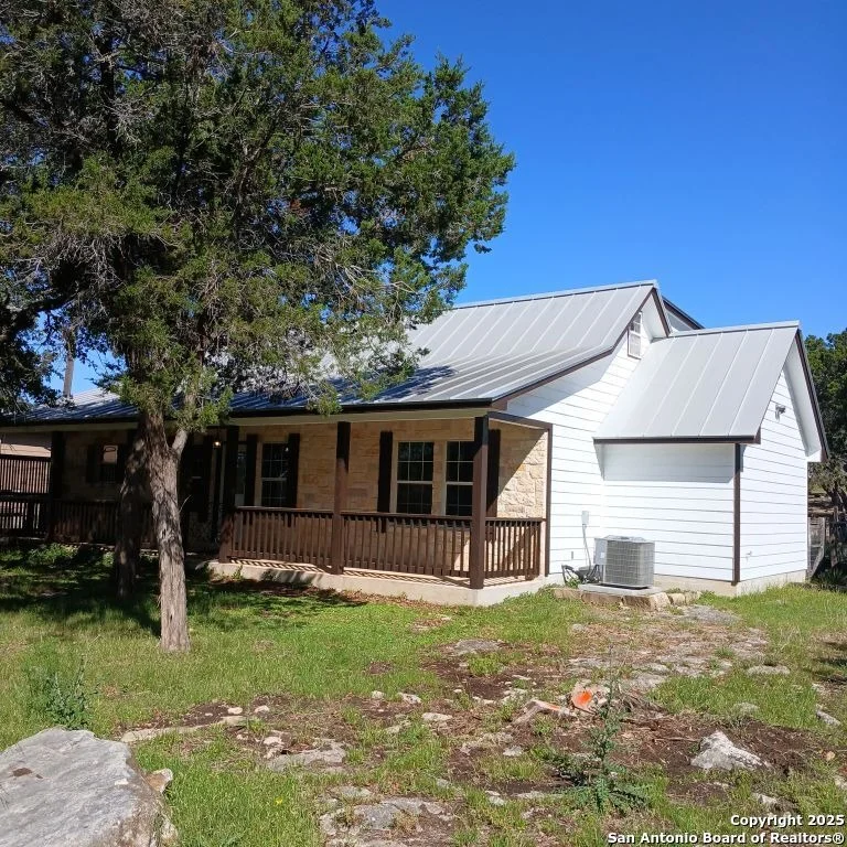 Photo of 339 Granite