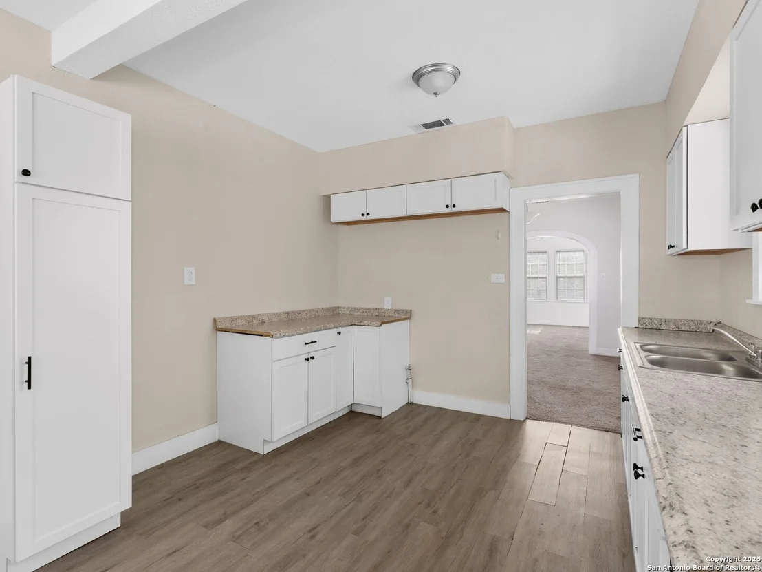Photo of 1013 Sacramento