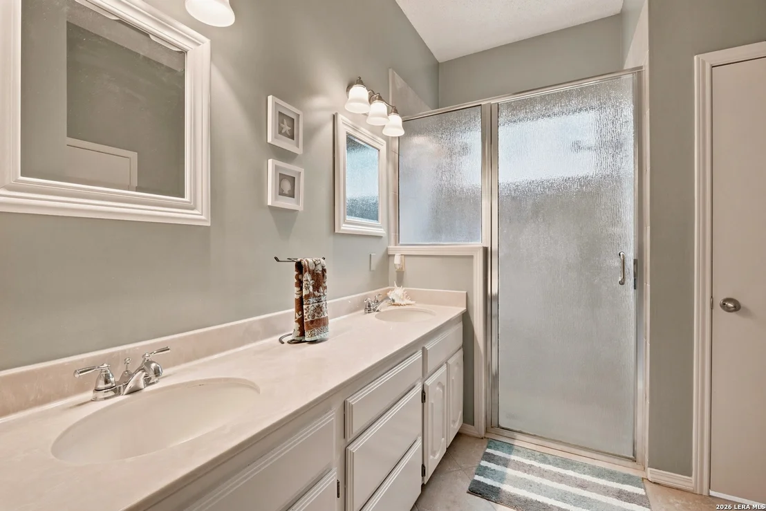 Photo of 13810 CEDAR CYN