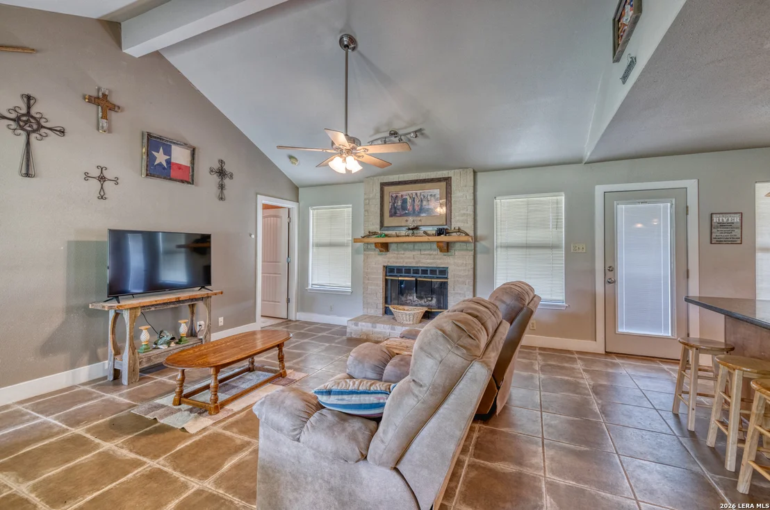 Photo of 270 Robinson