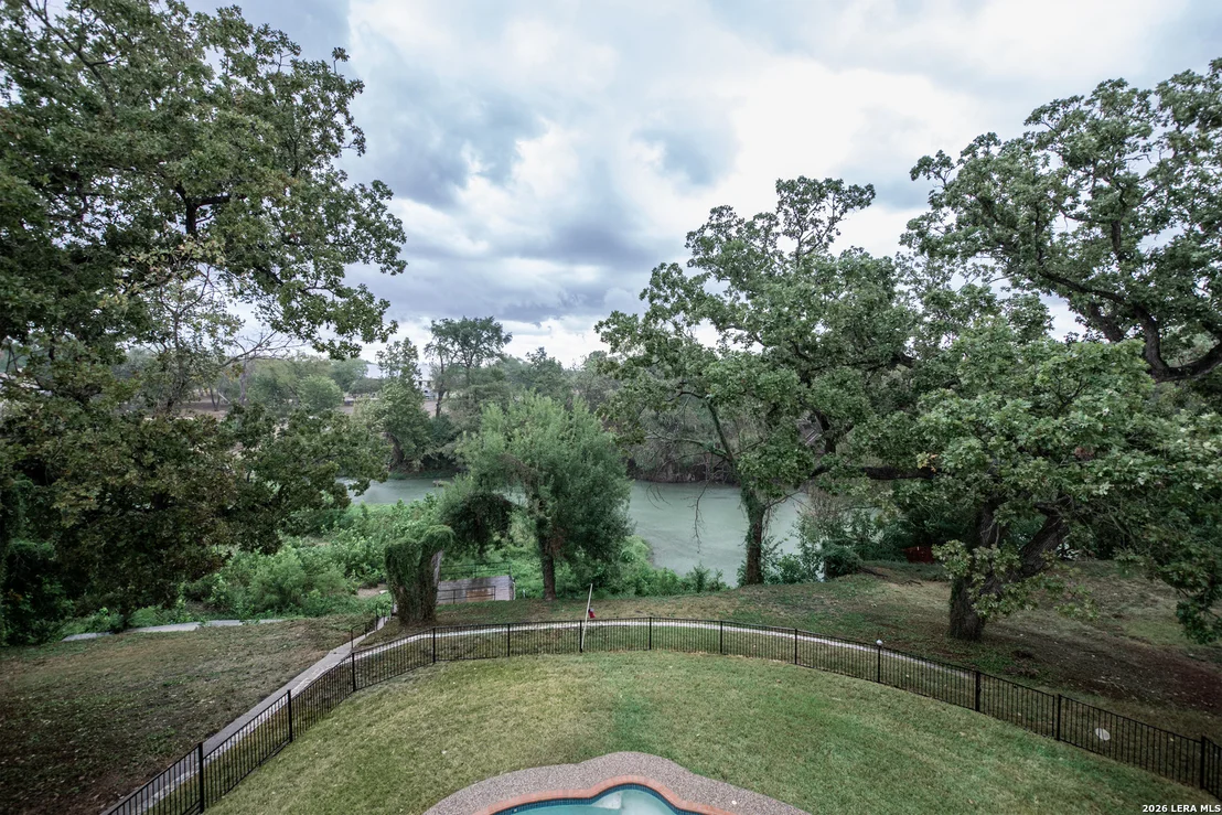 Photo of 54 S HAMPTON DR