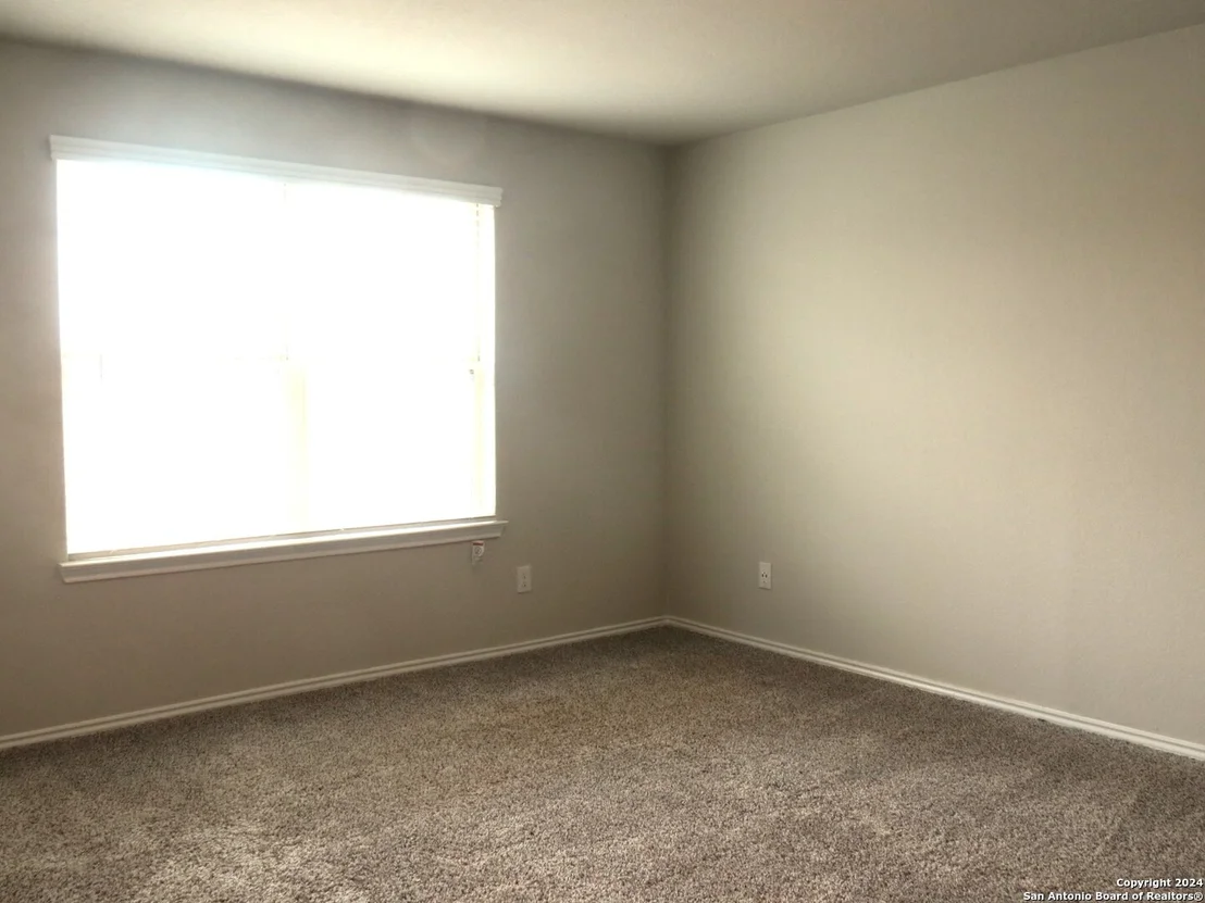 Photo of 2401 AYERS DR