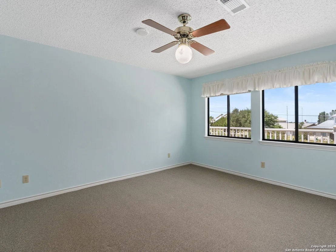 Photo of 200 Cedar Park