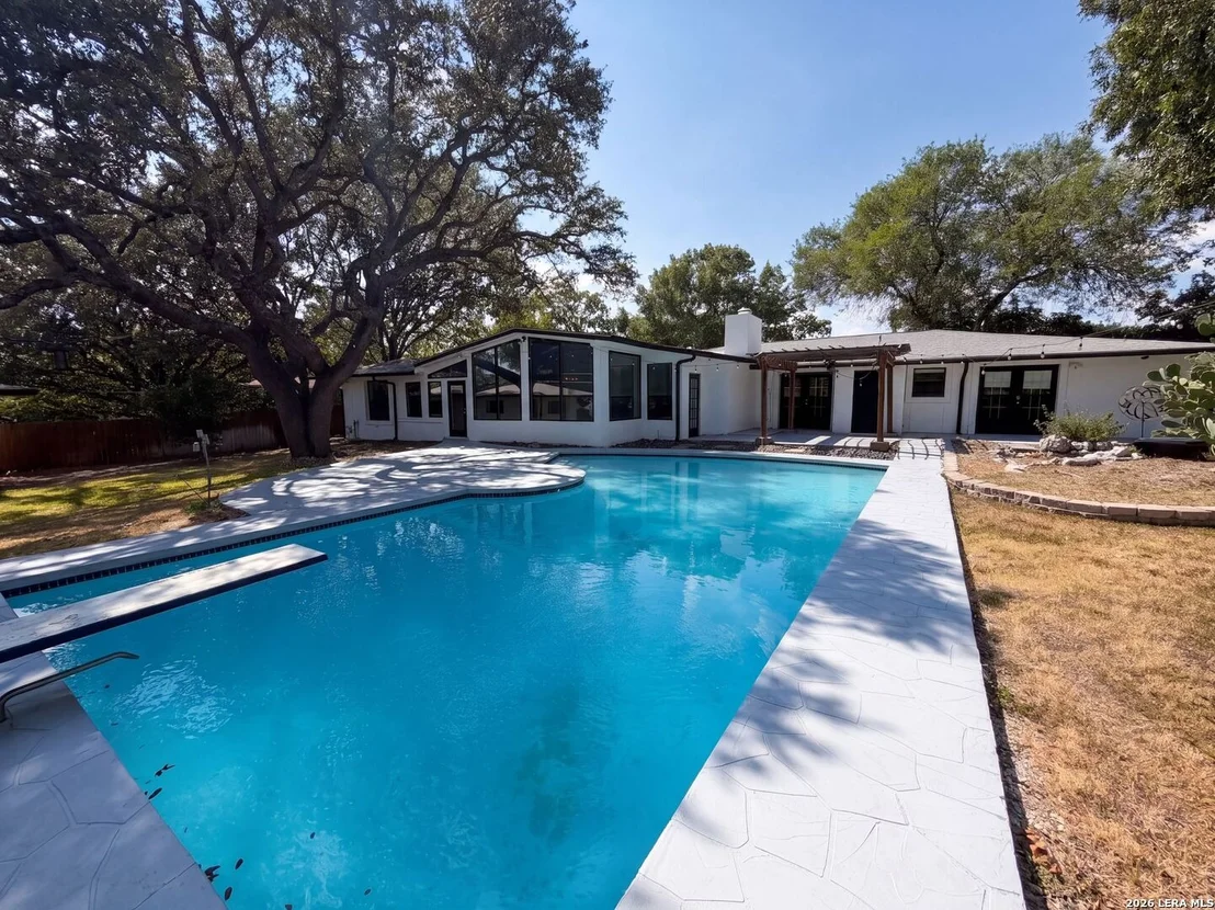 Photo of 106 BRIARCLIFF DR