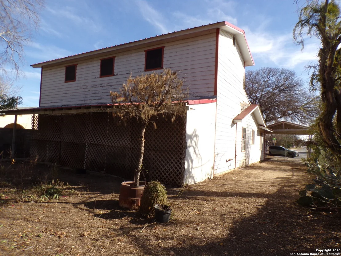 Photo of 222 Pulliam