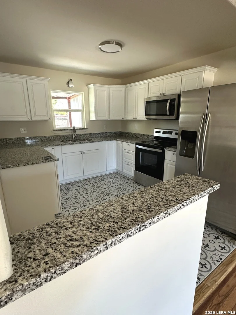 Photo of 907 Dove Ave.