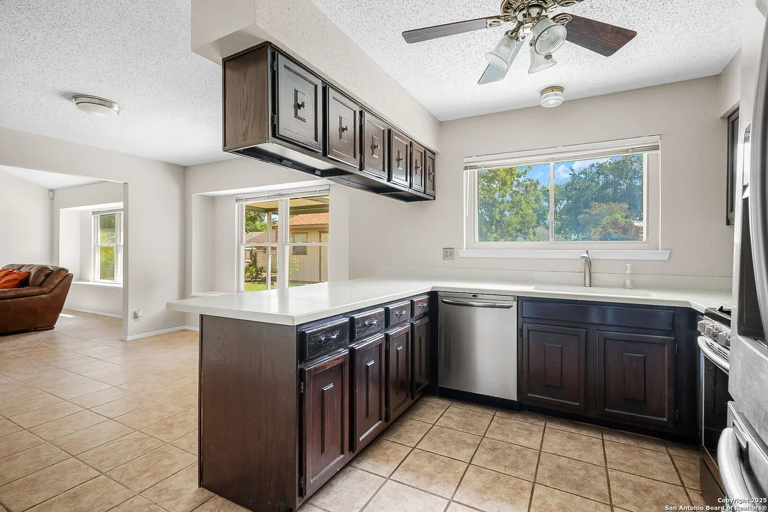Photo of 130 Meadowland