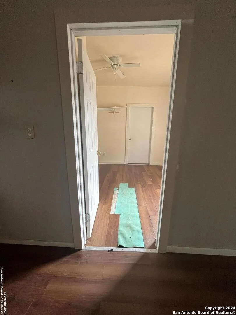 Photo of 218 W White St.