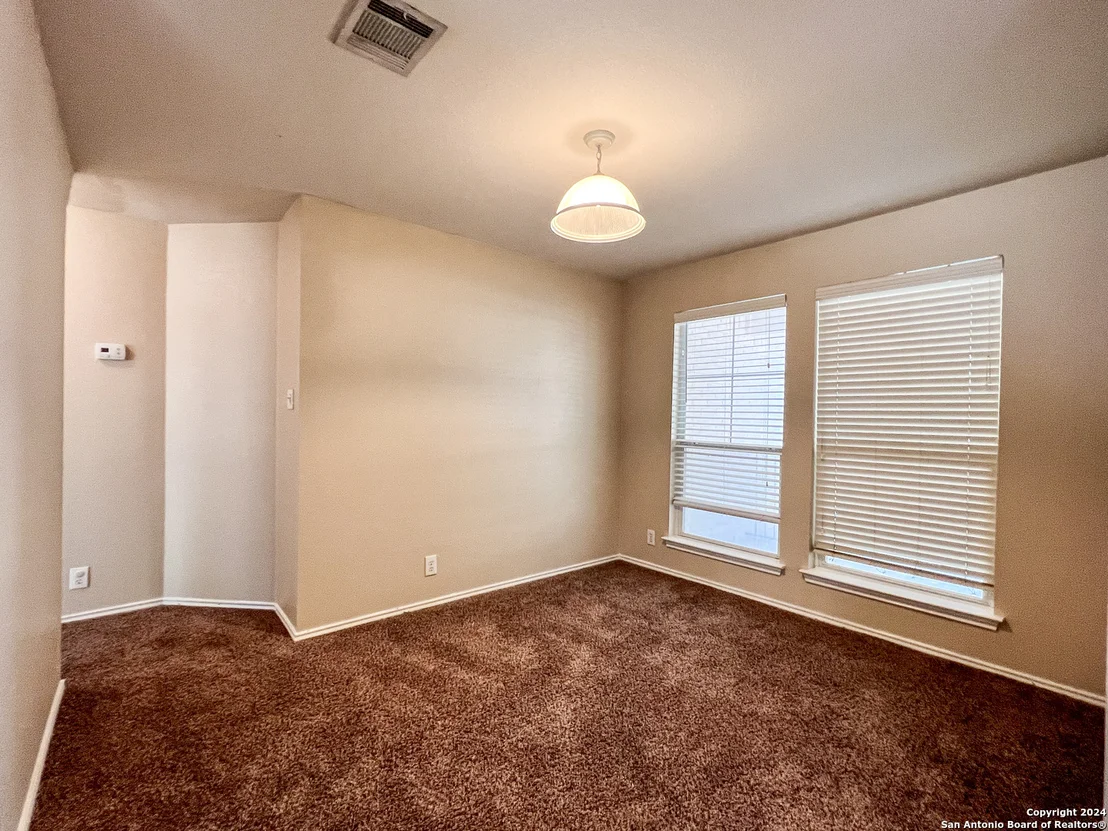 Photo of 224 EAGLE PASS DR