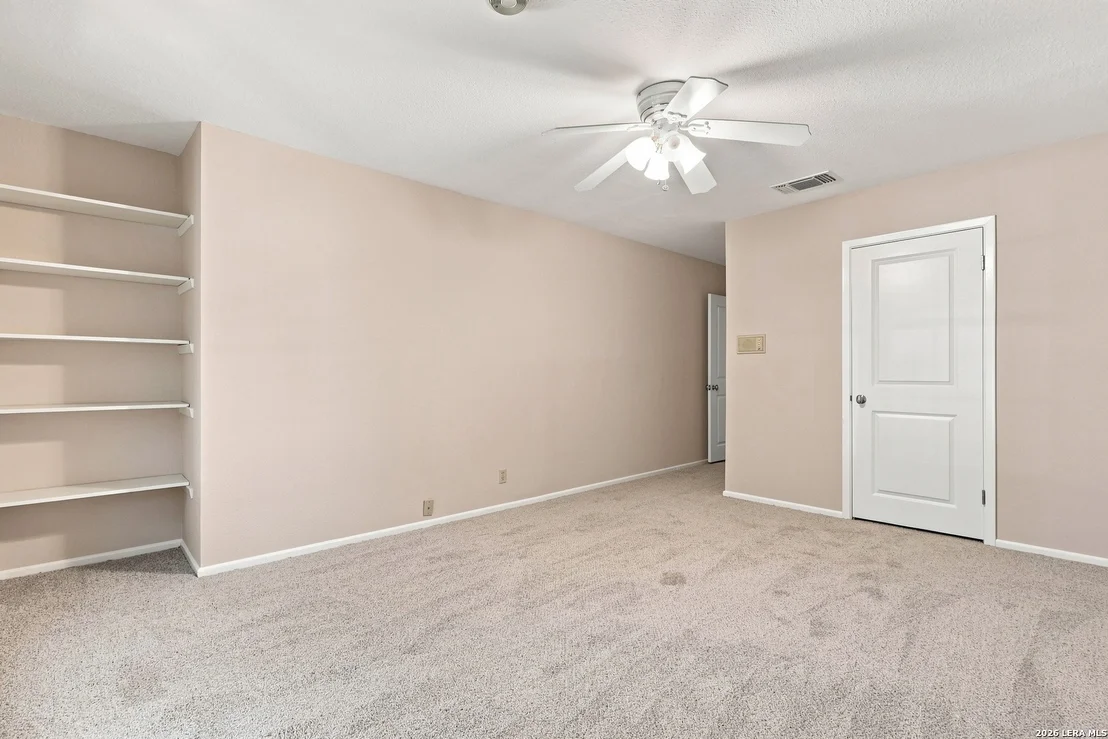 Photo of 102 IRONGATE RD