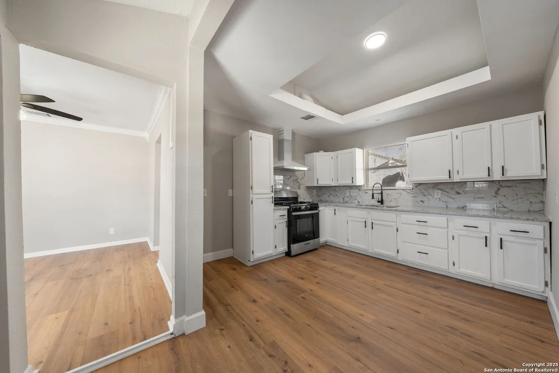 Photo of 207 Bonnell