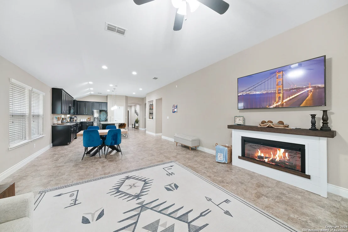 Photo of 12832 LAUREL BRUSH