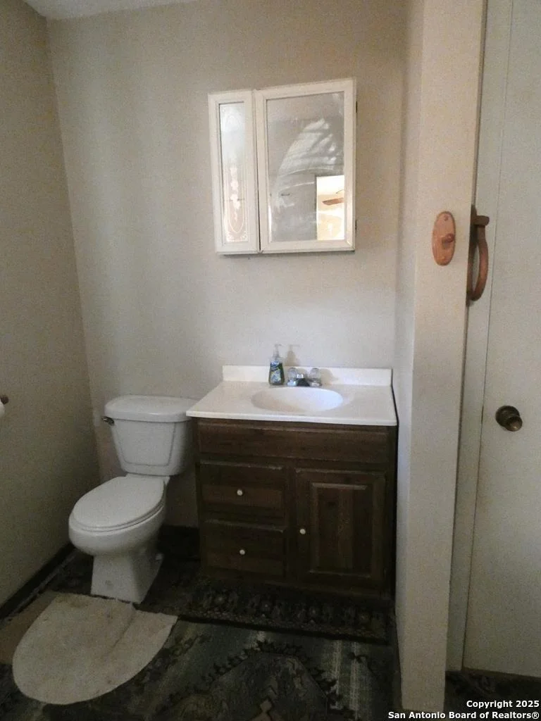 Photo of 227 Deaf Smith Rd