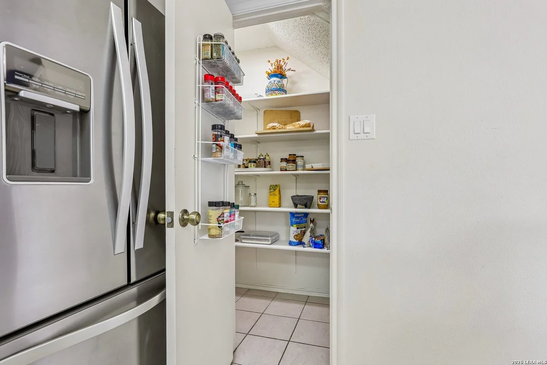 Photo of 8810 Bridgefield