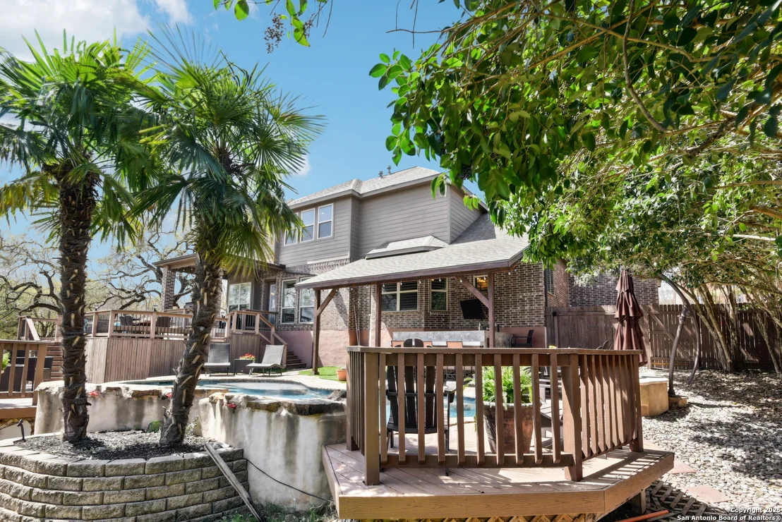 Photo of 25612 Santolina