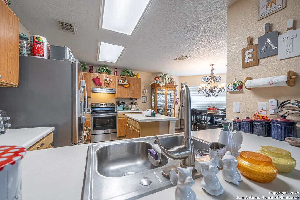 Photo of 3420 Sante Fe