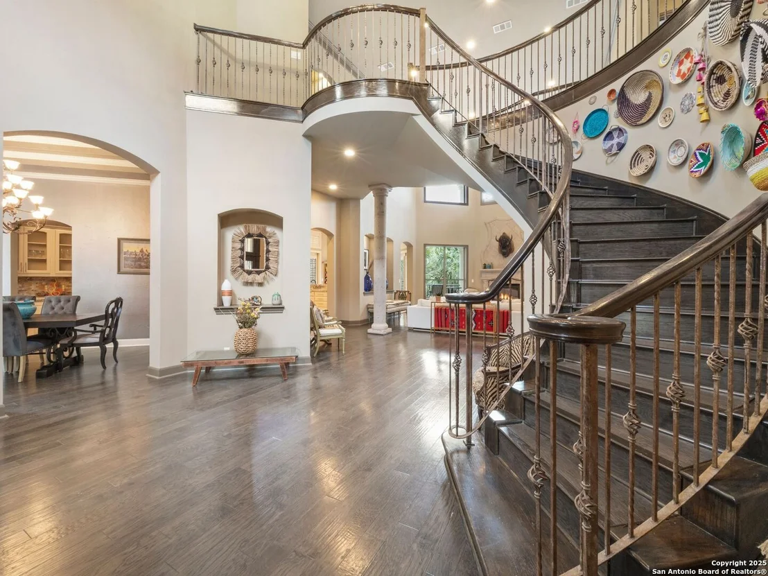 Photo of 25 STRATTON LANE