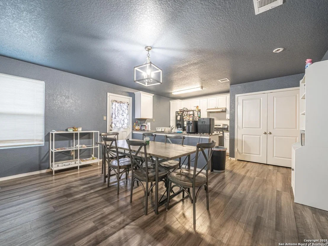 Photo of 4250 MESA CV