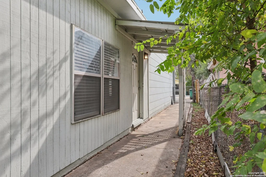 Photo of 2207 Ramona