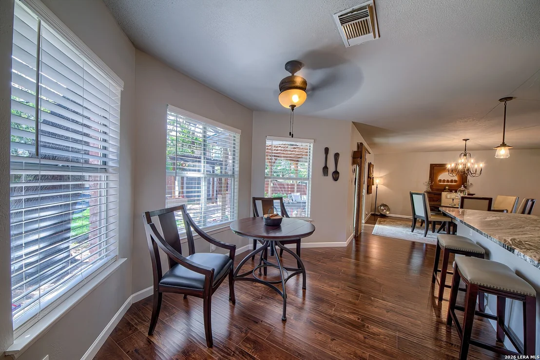 Photo of 2422 Thrasher Oak