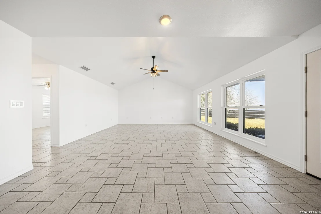 Photo of 1209 County Road 3651