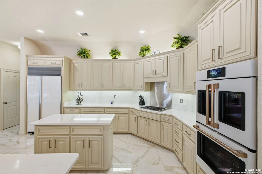 Photo of 9610 Trophy Oaks